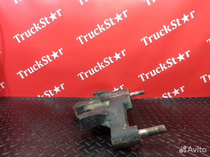 Кронштейн тяги реактивной камаз 5490