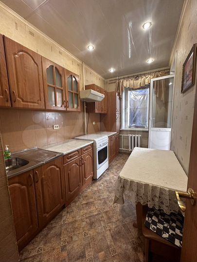 3-к. квартира, 65 м², 6/9 эт.