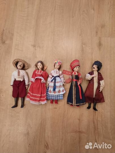 Куклы в народных костюмах деагостини
