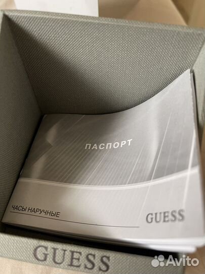 Часы Guess женские