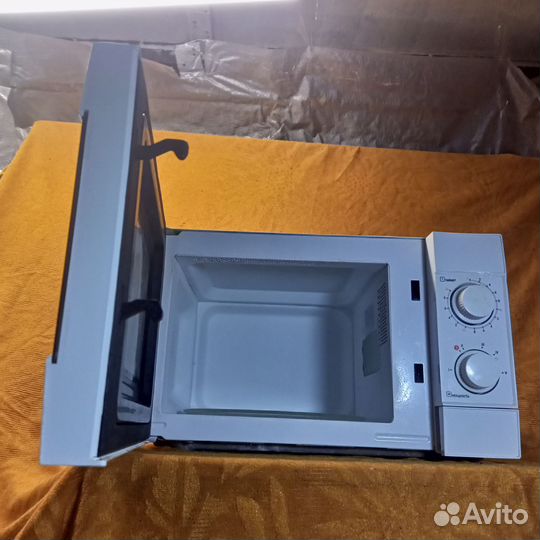 Свч микроволновая печь Rolsen