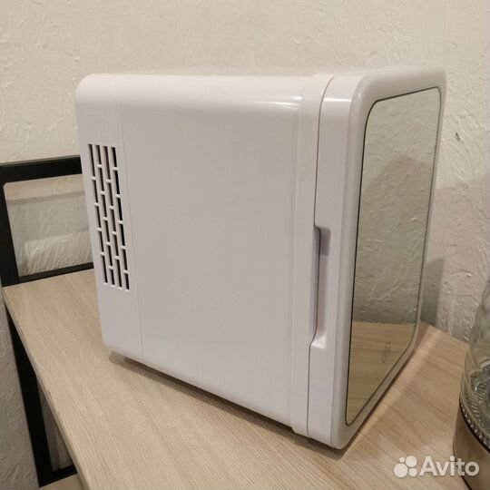 Холодильник для косметики