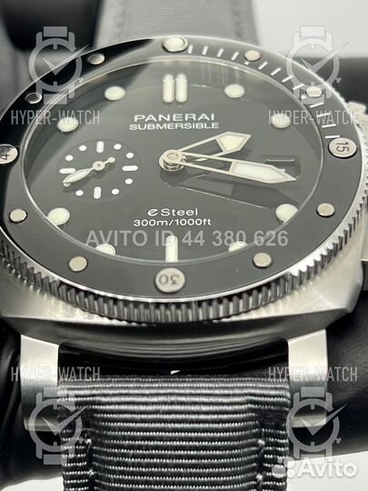 Часы Officine Panerai Submersible 42mm PAM01288