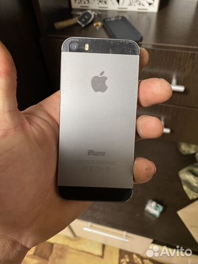 iPhone 5S, 16 ГБ