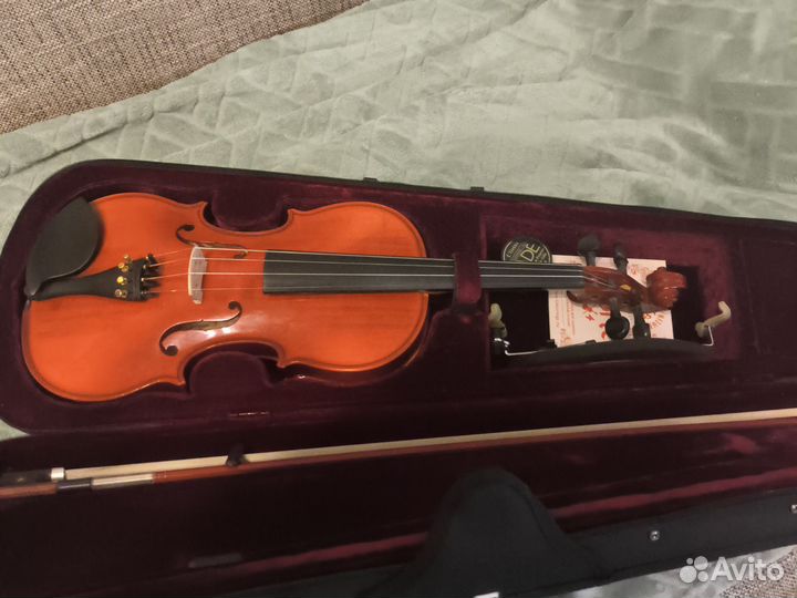 Скрипка Скрипка 4/4.Cremona