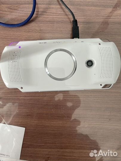 Портативная игровая консоль