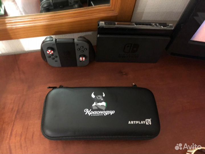 Портативная игровая приставка nintendo switch