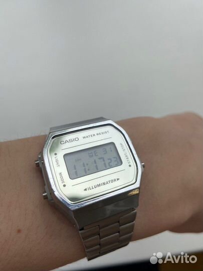 Часы casio Retro