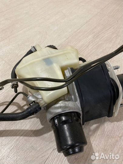 Главный тормозной цилиндр Mercedes Benz E280 W211