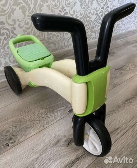 Беговел chillafish bunzi