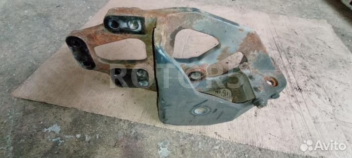 Кронштейн рессоры передней левой DAF CF-series