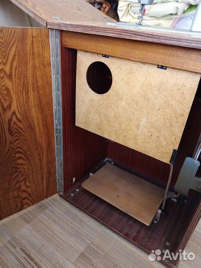 Швейная машинка 