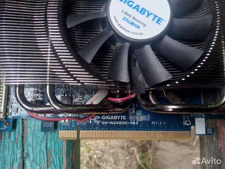 Видеокарта Nvidia Geforce GTS 250 1 Gb