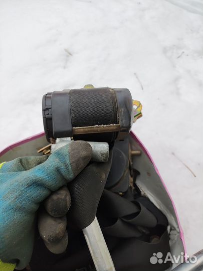 Ремень безопасности mercedes w124