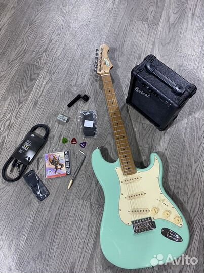 Электрогитара JET и комбик комплект