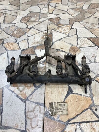 Топливная рампа (рейка) Citroen C4 хэтчбэк TU5JP4