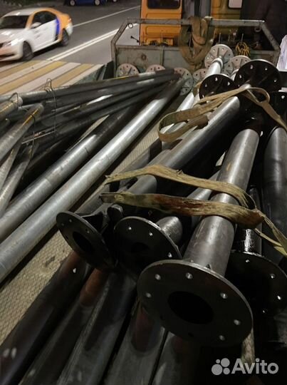 Консольная опора для дорожного знака