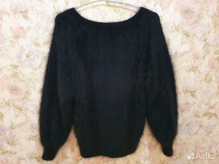 Свитер женский из ангоры