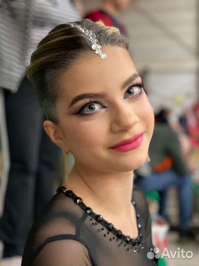 Макияж и прически