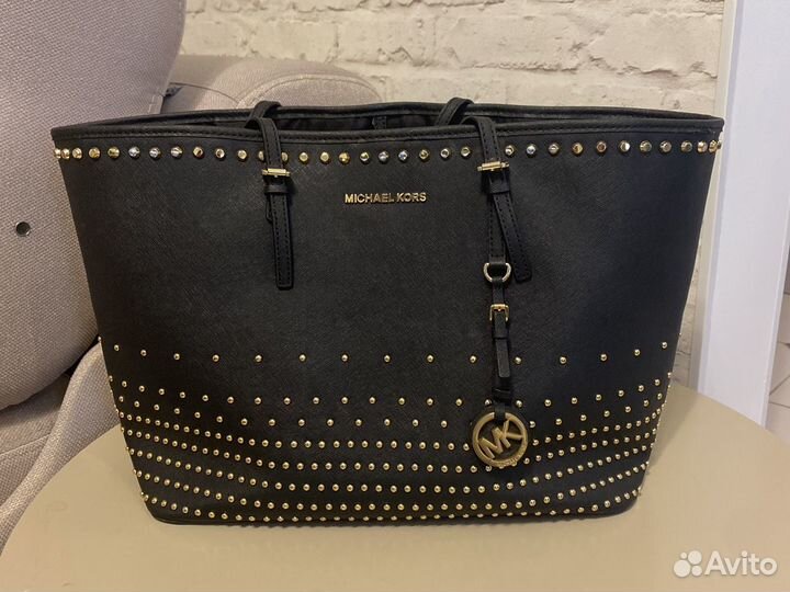 Сумка Michael Kors черная с заклепками