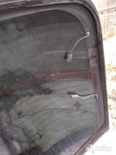 Заднее стекло VW Passat CC (рестайлинг)