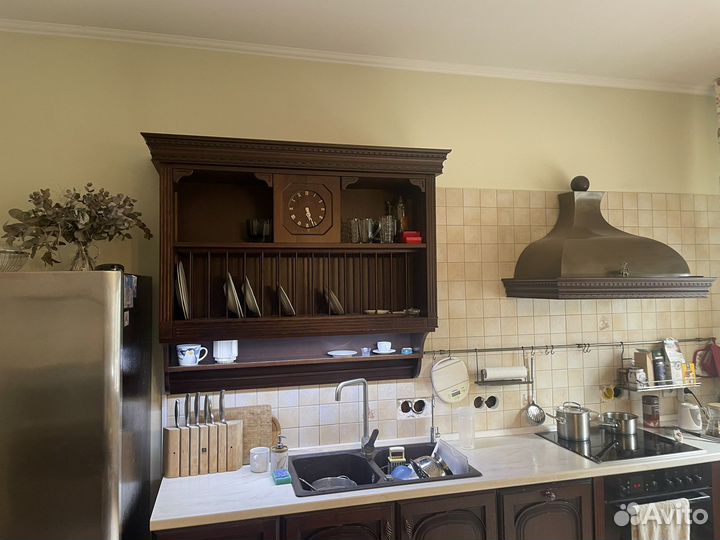 Кухонный гарнитур массив бу