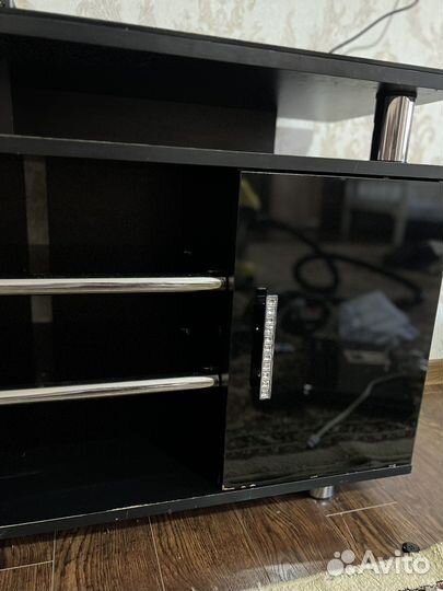 Тумба под телевизор