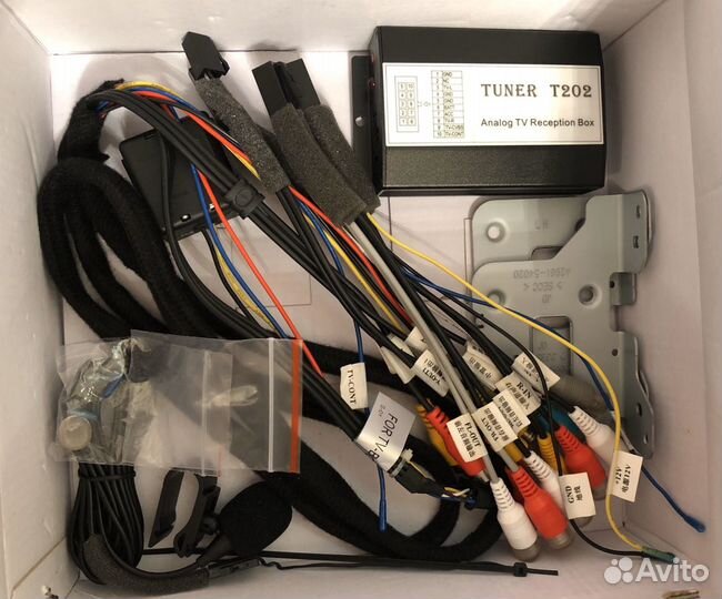 Автомобильный магнитол