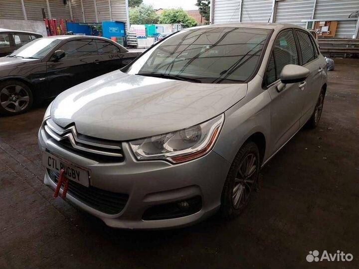 Разбираю Citroen C4 B7