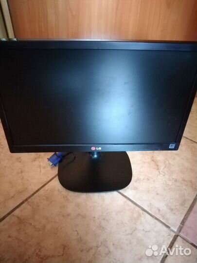 Монитор LG