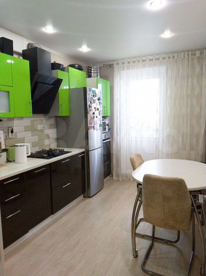 2-к. квартира, 53,1 м², 6/10 эт.