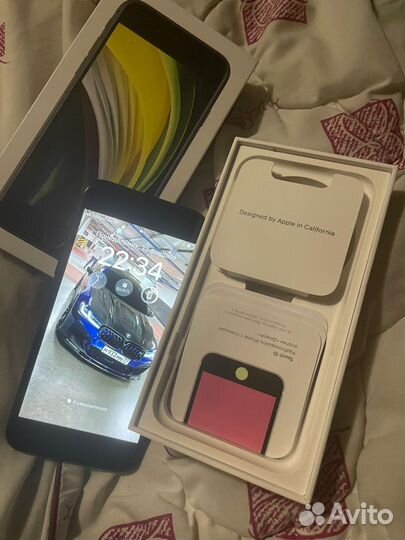 iPhone SE (2022), 64 ГБ