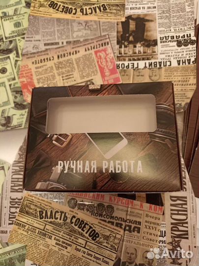 Подарочная коробка упаковка