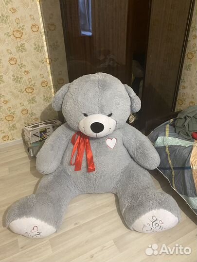 Плюшевый медведь