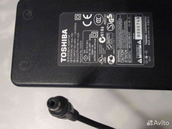 Зарядное устройство Toshiba TAA-Y59 19V 4.2A