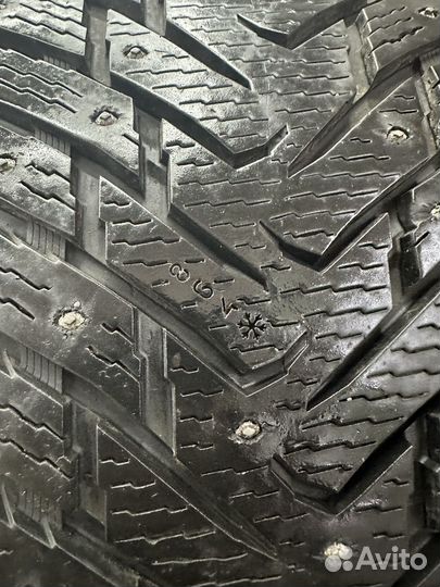 Nokian Tyres Hakkapeliitta 8 SUV 275/40 R21 107T