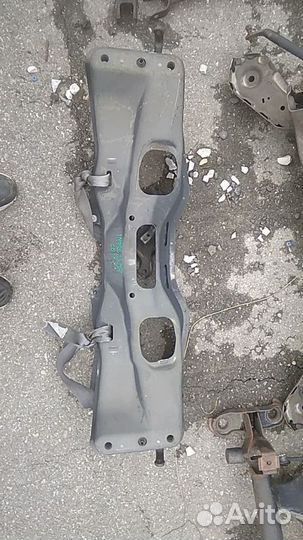 Балка подвески передняя на subaru impreza GP7