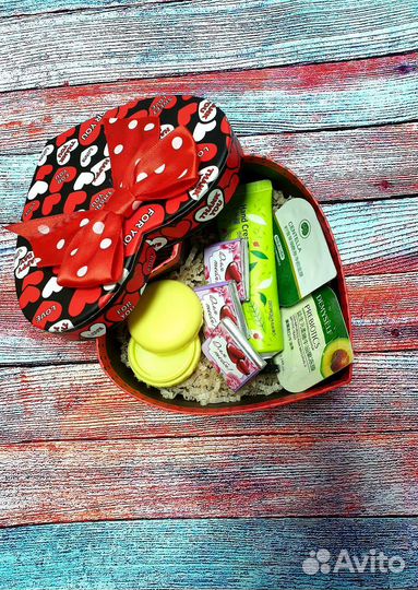 Подарок девушке