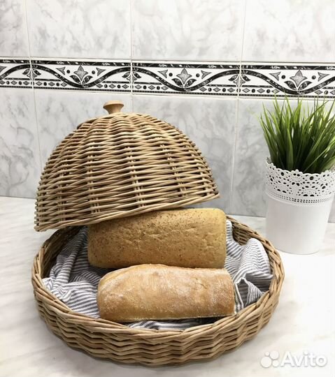 Хлебница ручной работы