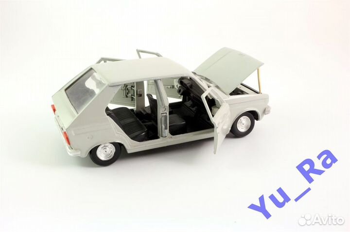 Peugeot 104 Пежо Сихарули без двери 1:24 Yu-Ra