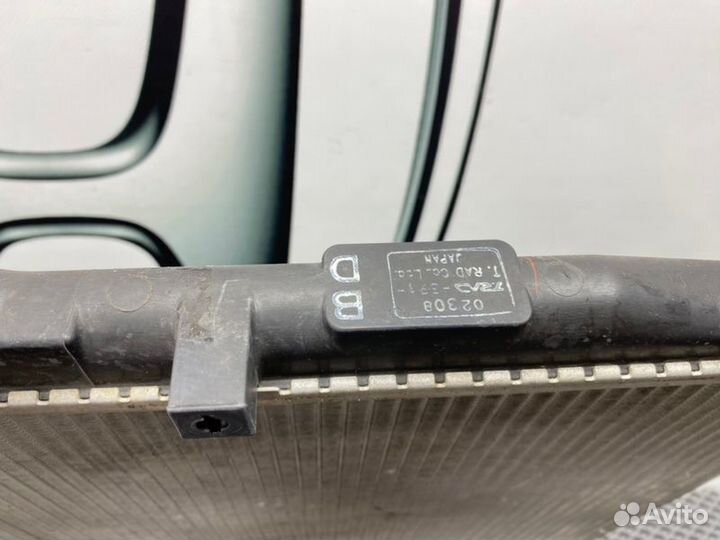 Радиатор охлаждения двигателя Honda Accord 7 CL