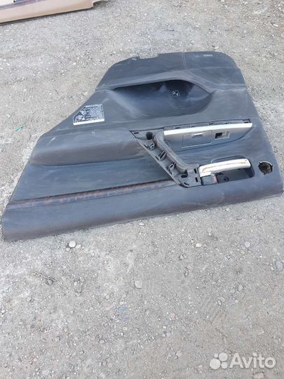 Обшивка двери задняя правая land cruiser 200 LC200