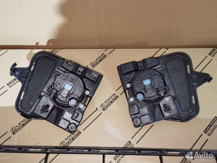 Решетка передняя Lexus Lx 570