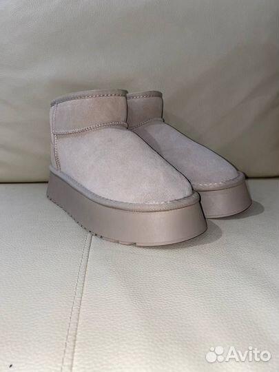 Бежевые угги – тепло и удобство каждый день