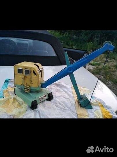 Игрушка экскаватор СССР