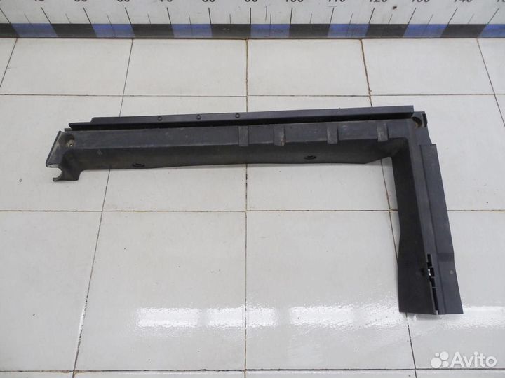 Накладка (кузов внутри) Passat B6 2005-2010