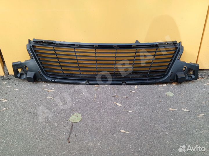 Решетка в бампер Nissan Terrano D10 14-22