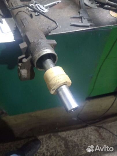 Правая гайка рулевой рейки Форд фокус2