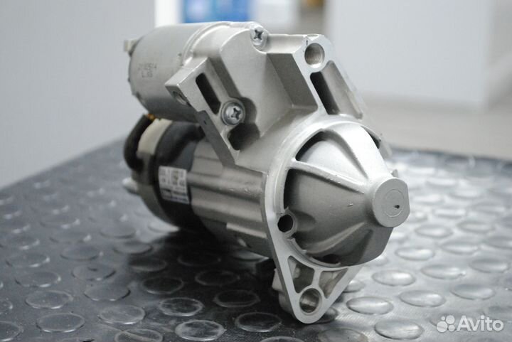 Стартер Kia Carnival 2.5 V6 автомат новый Mando