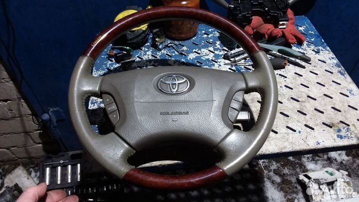 Подушка безопасности в руль Toyota Celsior LS430